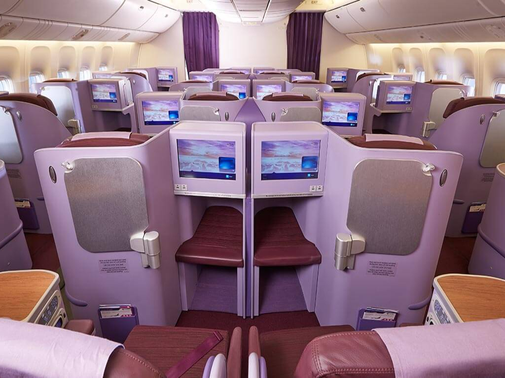 Cabins in Royal Silk Class