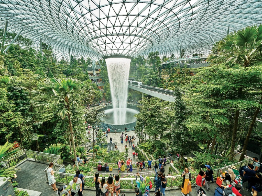 Shopping at Sydney Airport Domestic Terminals