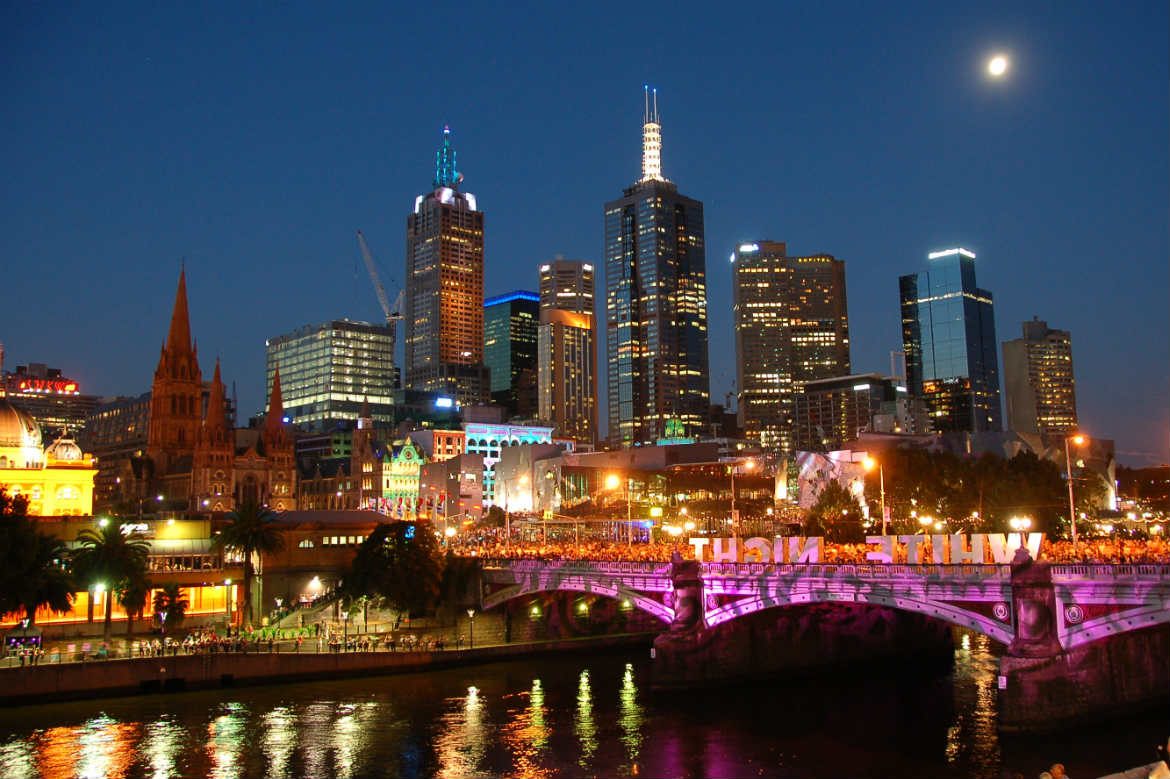 places to visit in melbourne cbd at night